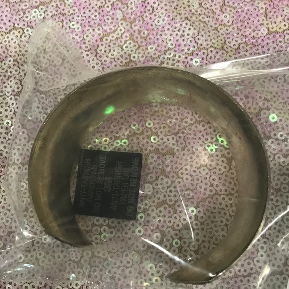 Tibetan Silver Cuff #1 - Picture 8 of 8